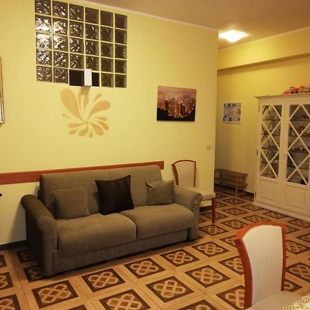 Casa Vacanze Rosy 지아르디니낙소스 외부 사진